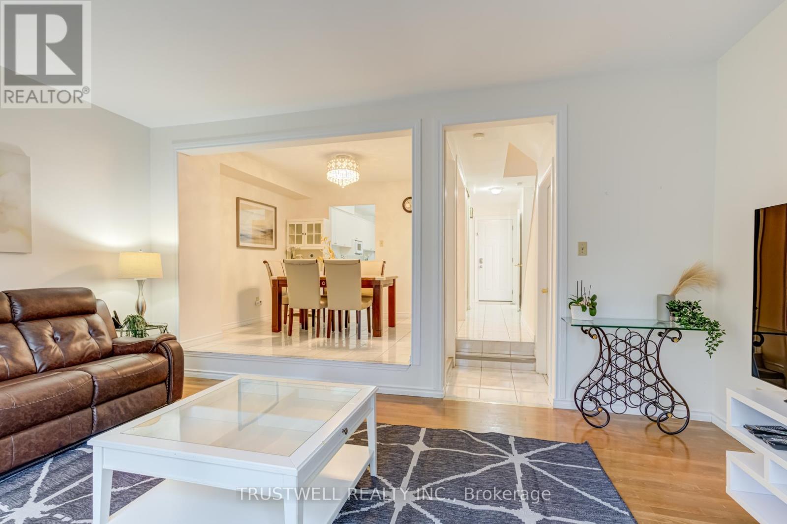 44 Caronia Square, Toronto, Ontario  M1B 2Z8 - Photo 7 - E12540896