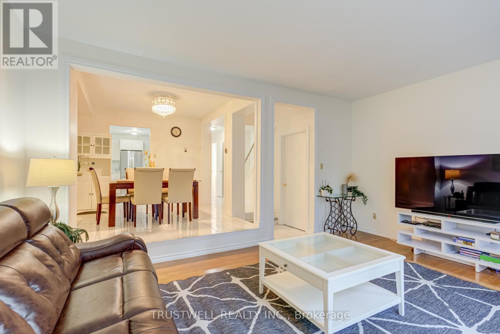 44 Caronia Square, Toronto, Ontario  M1B 2Z8 - Photo 8 - E12540896