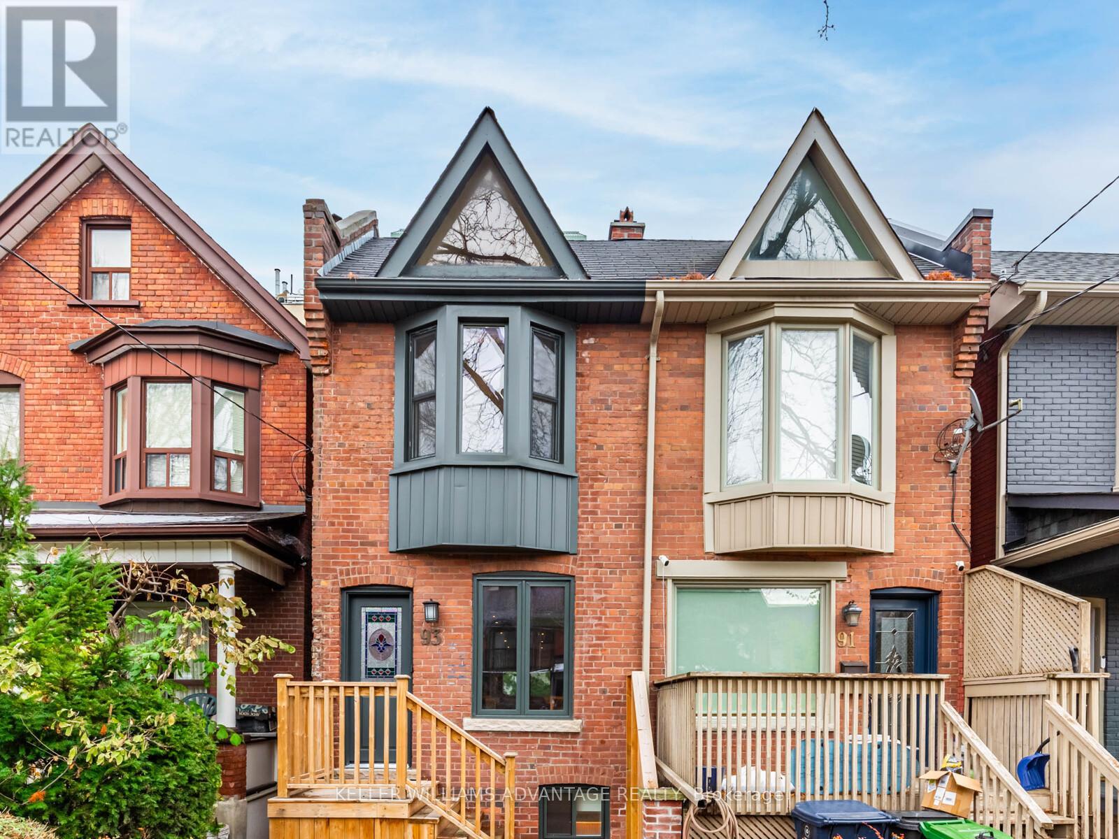 93 GOUGH AVENUE, Toronto, Ontario