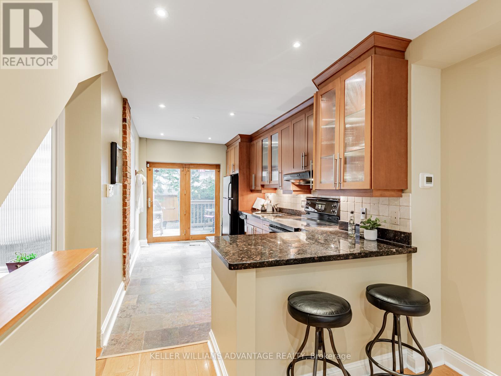 93 Gough Avenue, Toronto, Ontario  M4K 3N9 - Photo 12 - E12541004