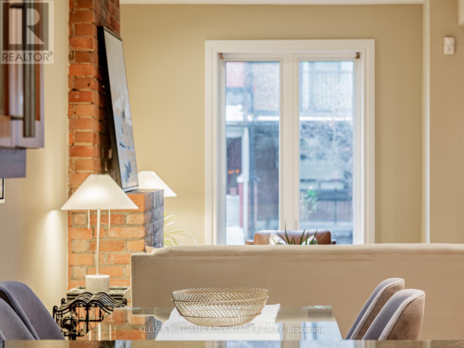 93 Gough Avenue, Toronto, Ontario  M4K 3N9 - Photo 13 - E12541004