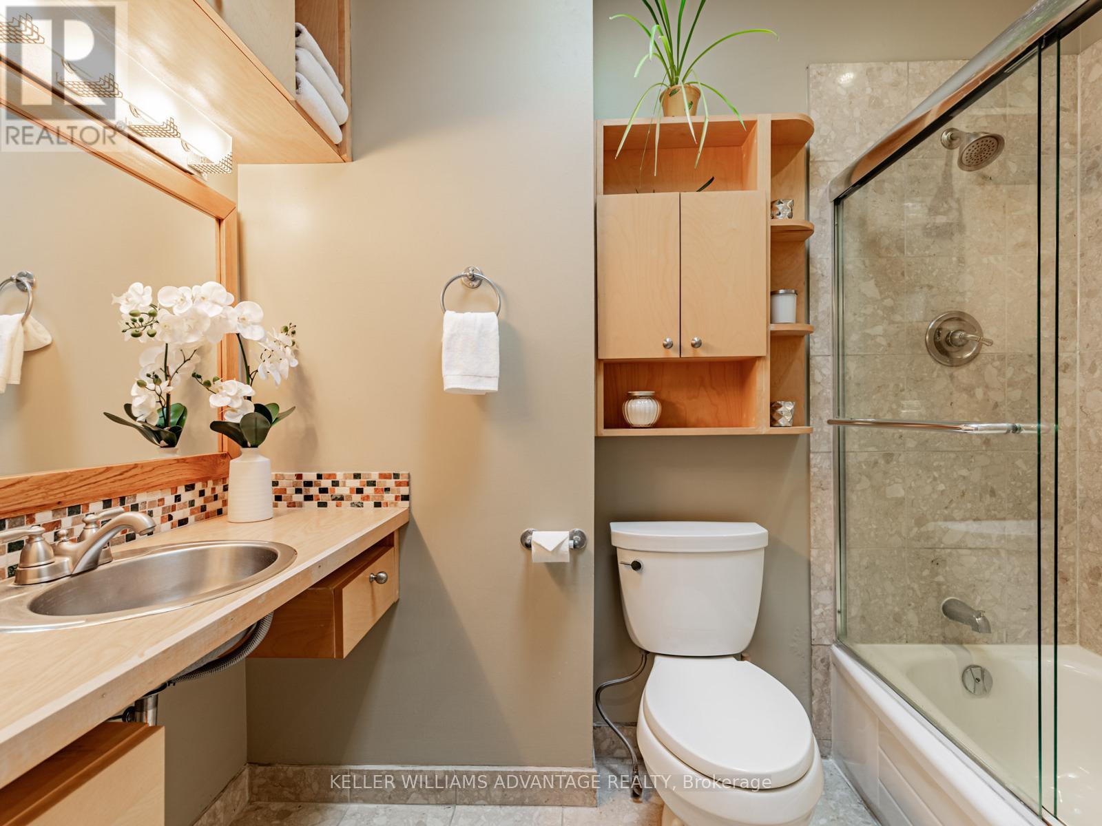 93 Gough Avenue, Toronto, Ontario  M4K 3N9 - Photo 18 - E12541004