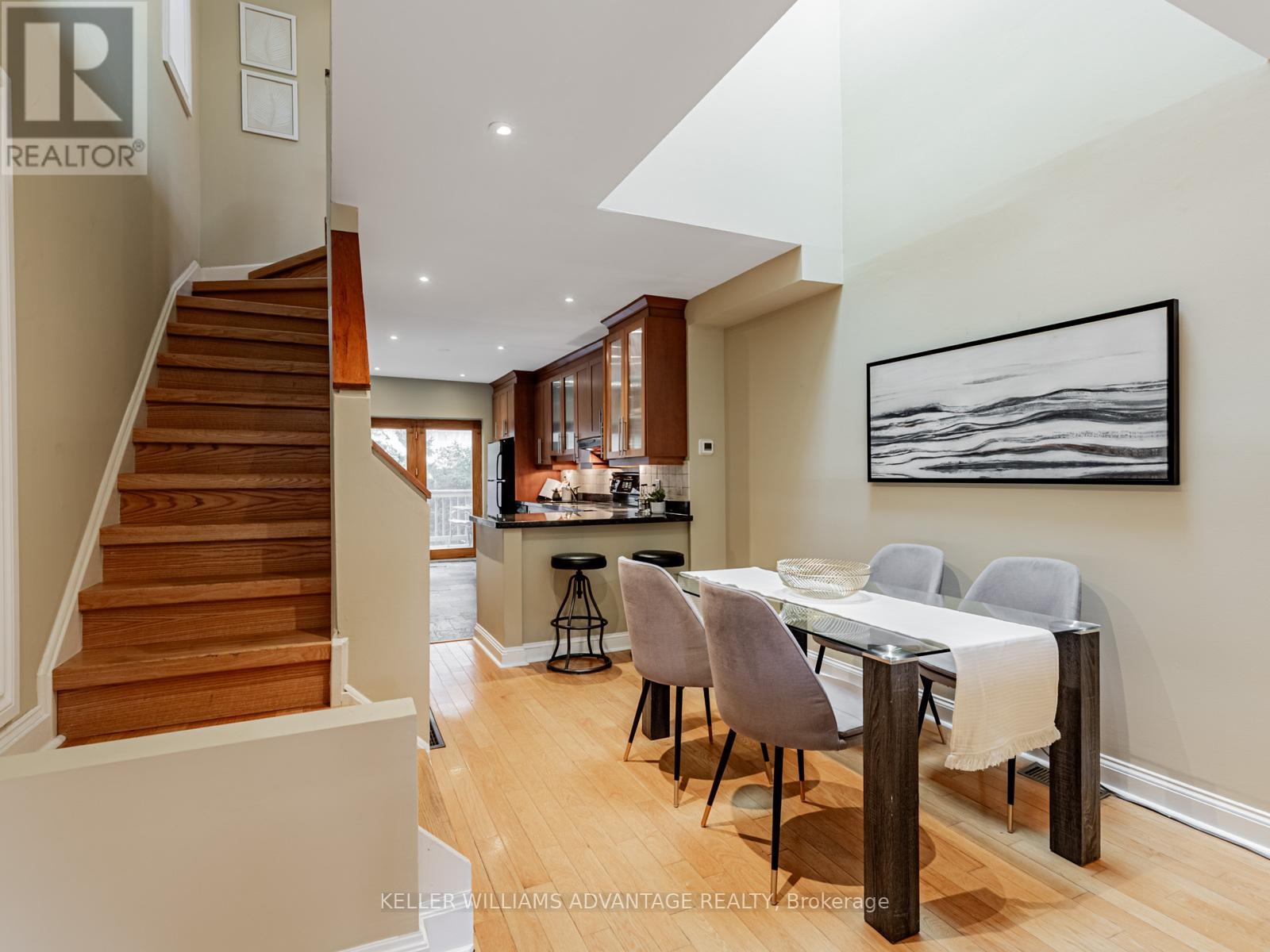 93 Gough Avenue, Toronto, Ontario  M4K 3N9 - Photo 4 - E12541004