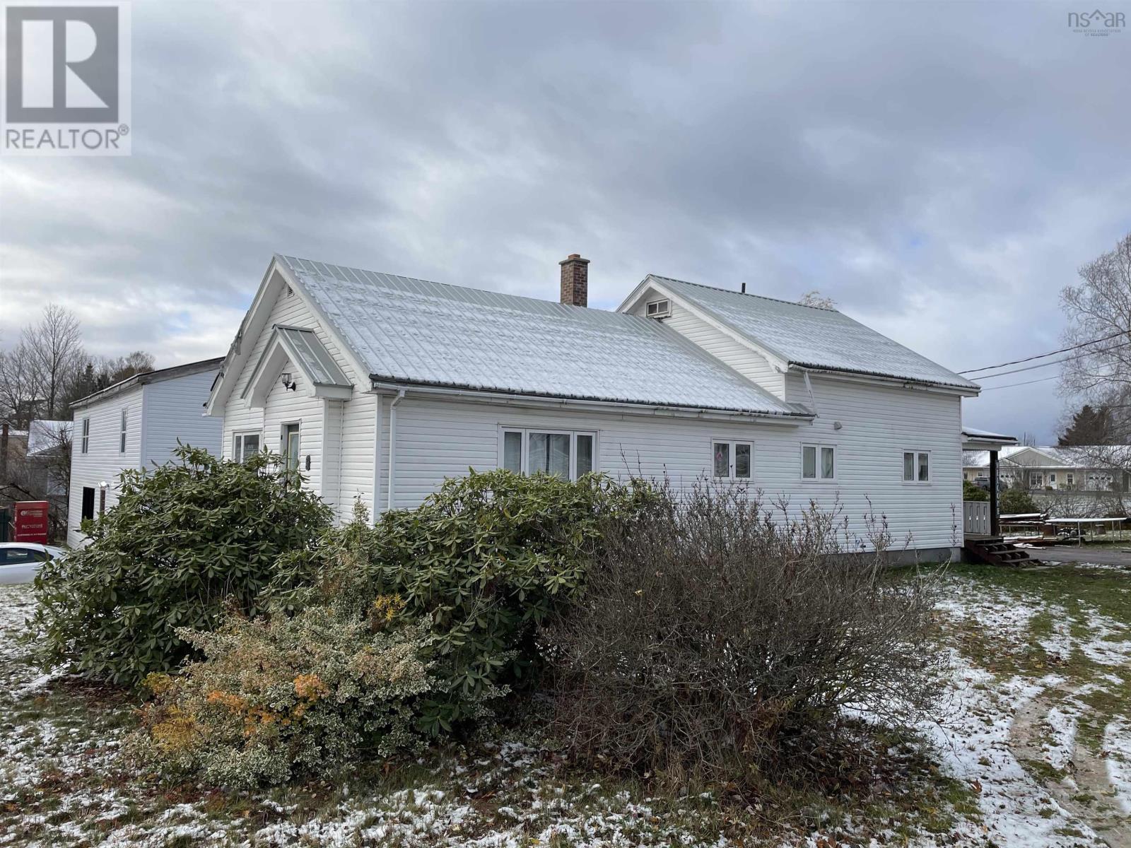 Property at 3 Onslow Road image 3