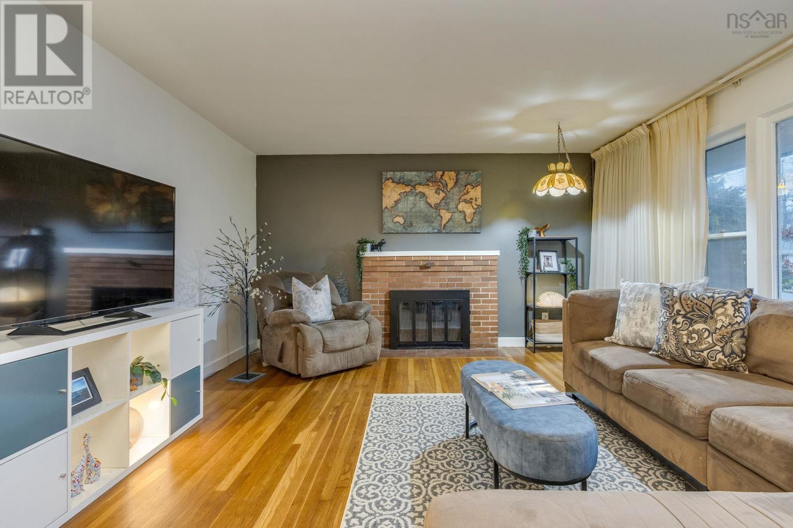 Property at 13 Julies Walk image 5