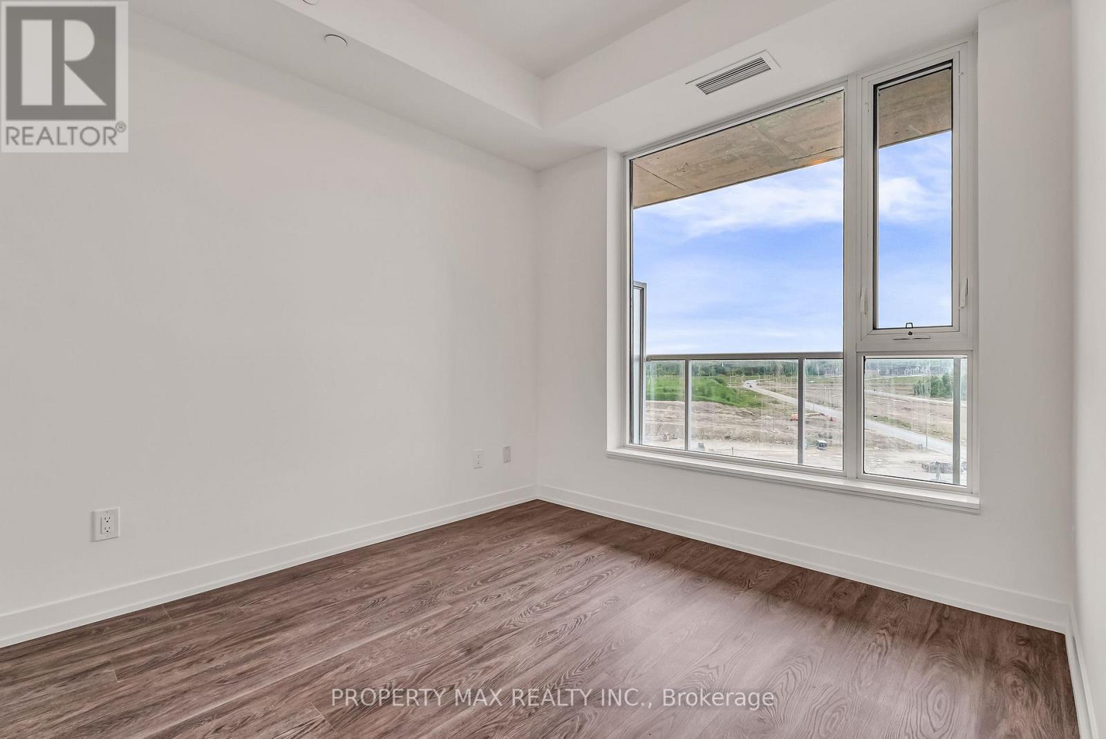 728 - 2 David Eyer Road, Richmond Hill, Ontario  L4S 0N6 - Photo 22 - N12540728