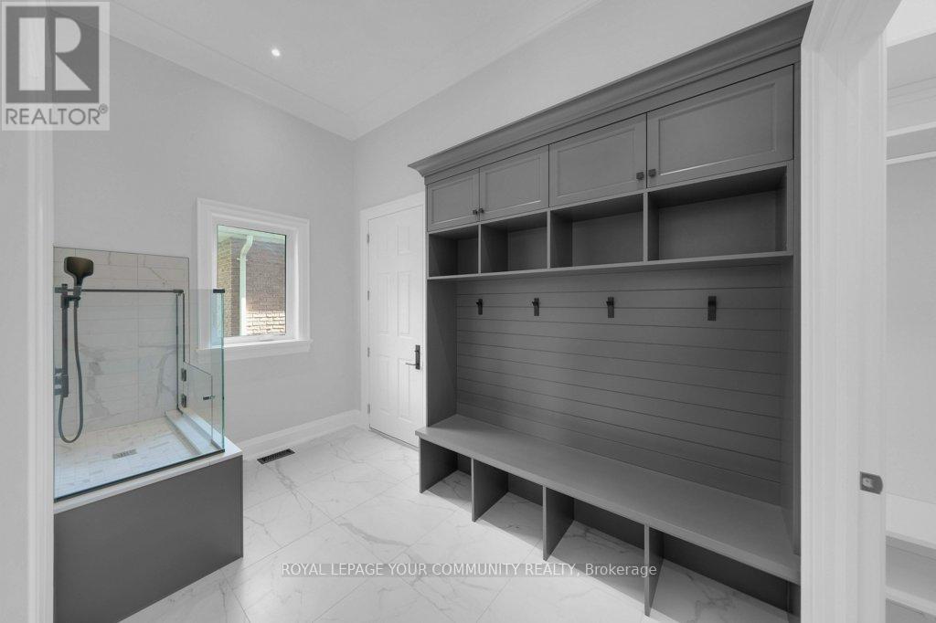 92 Howard Road, Newmarket, Ontario  L3Y 3G7 - Photo 14 - N12540742