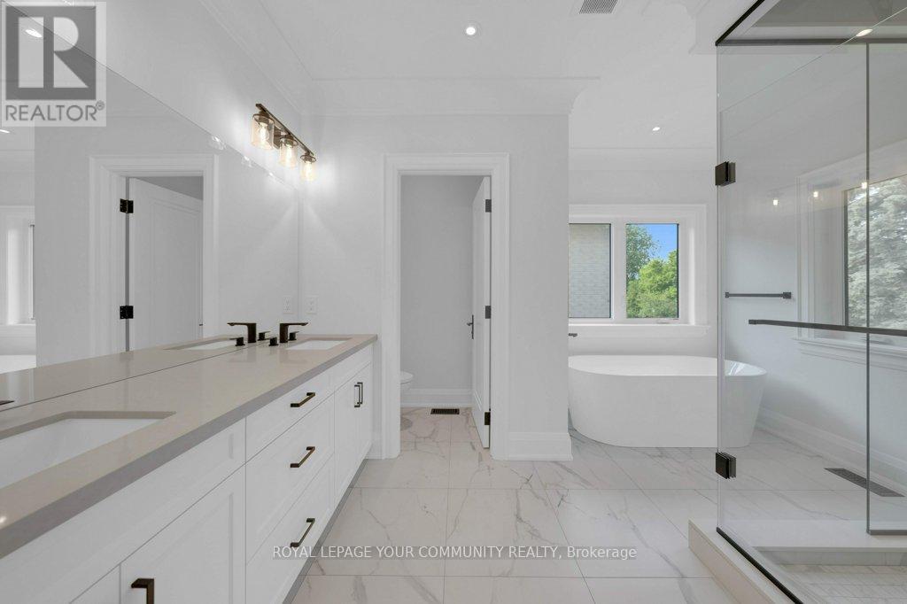 92 Howard Road, Newmarket, Ontario  L3Y 3G7 - Photo 20 - N12540742