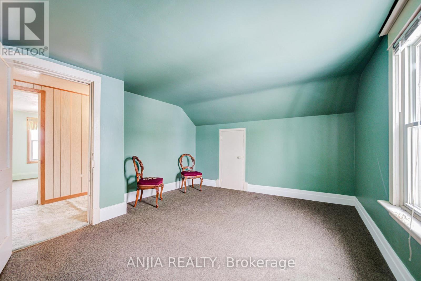 7092 Simcoe County 27 Road, Essa, Ontario  L0L 2N2 - Photo 35 - N12540816