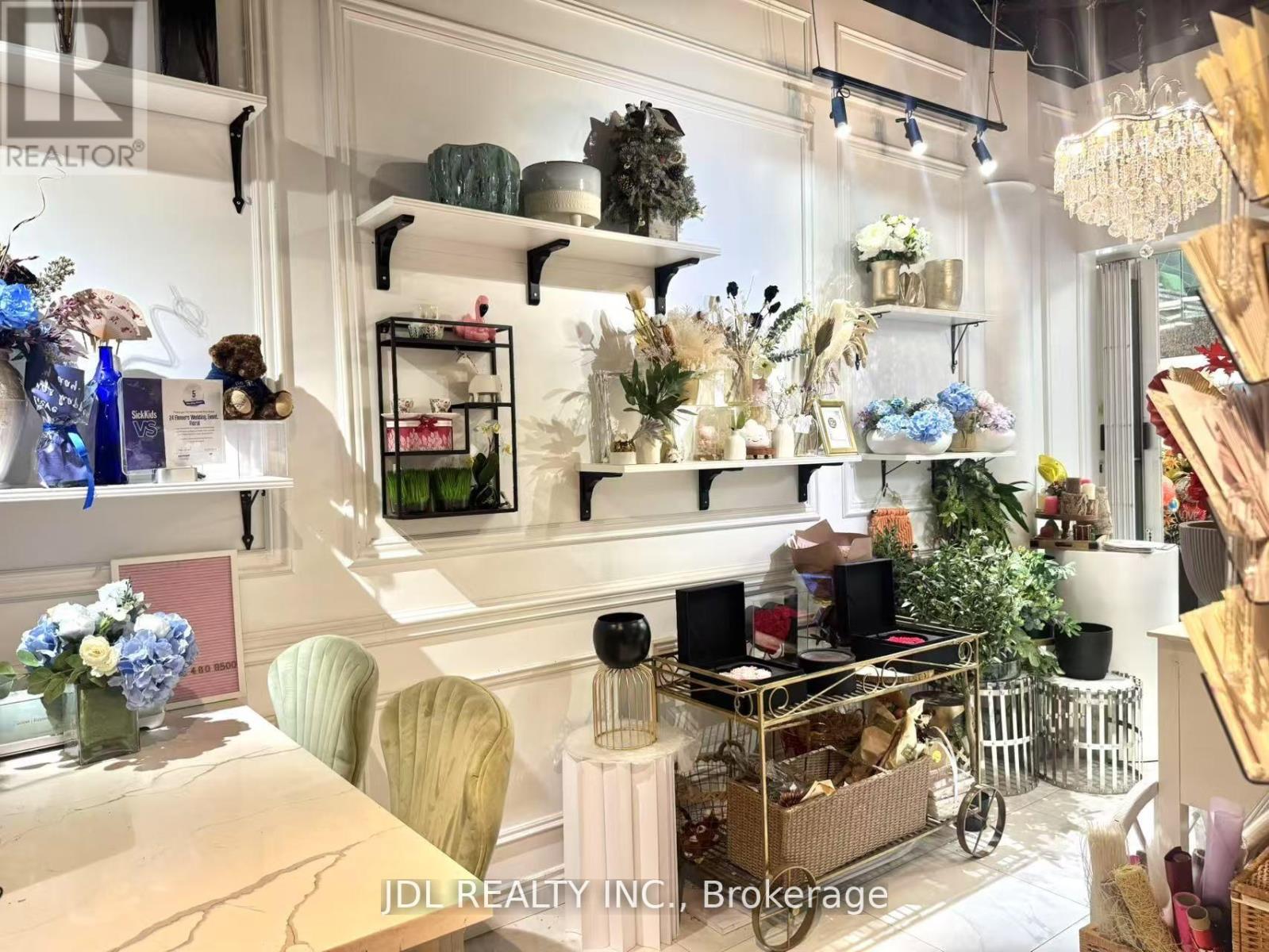 127 - 3636 Steeles Avenue E, Markham, Ontario  L3R 1K9 - Photo 2 - N12540826