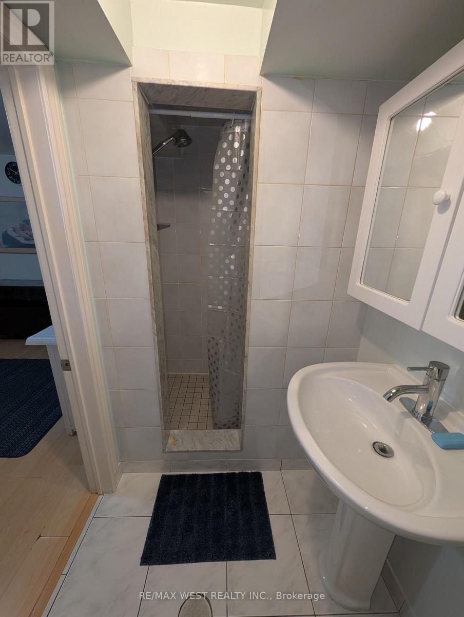 14 Thornway Avenue, Vaughan, Ontario  L4J 7R8 - Photo 11 - N12540850