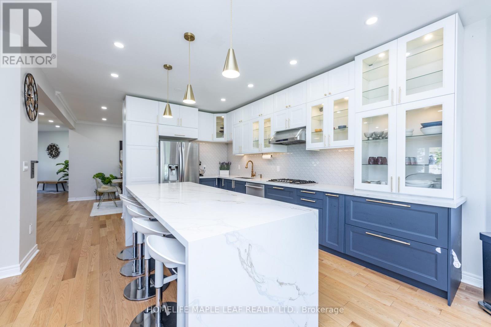 238 Devonsleigh Boulevard, Richmond Hill, Ontario  L4S 2P8 - Photo 10 - N12540918