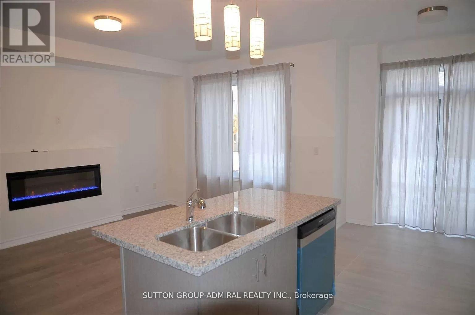 1475 Blackmore Street, Innisfil, Ontario  L9S 0P1 - Photo 3 - N12540980