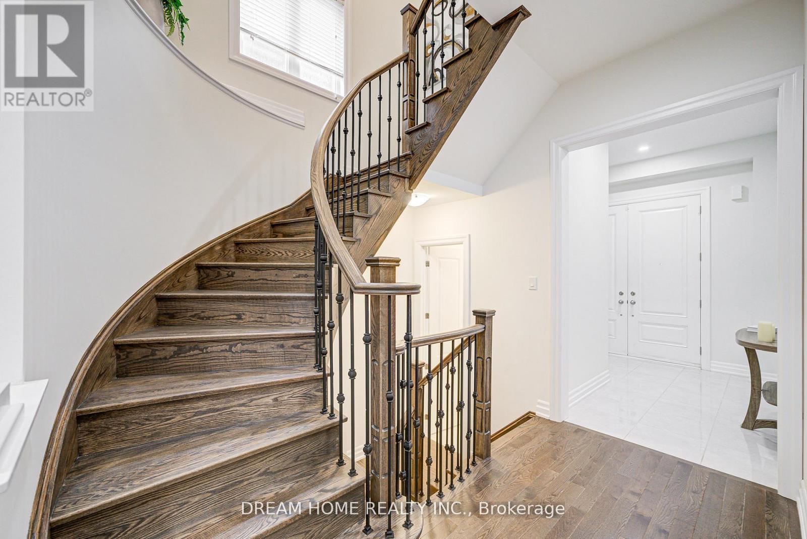 113 Betelho Circle, Aurora, Ontario  L4G 3X5 - Photo 10 - N12540994