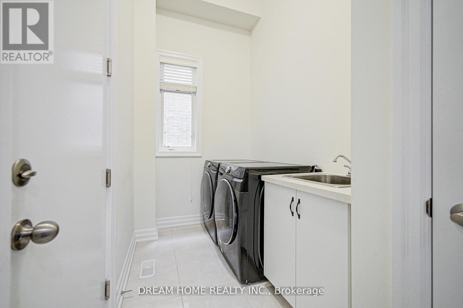 113 Betelho Circle, Aurora, Ontario  L4G 3X5 - Photo 25 - N12540994