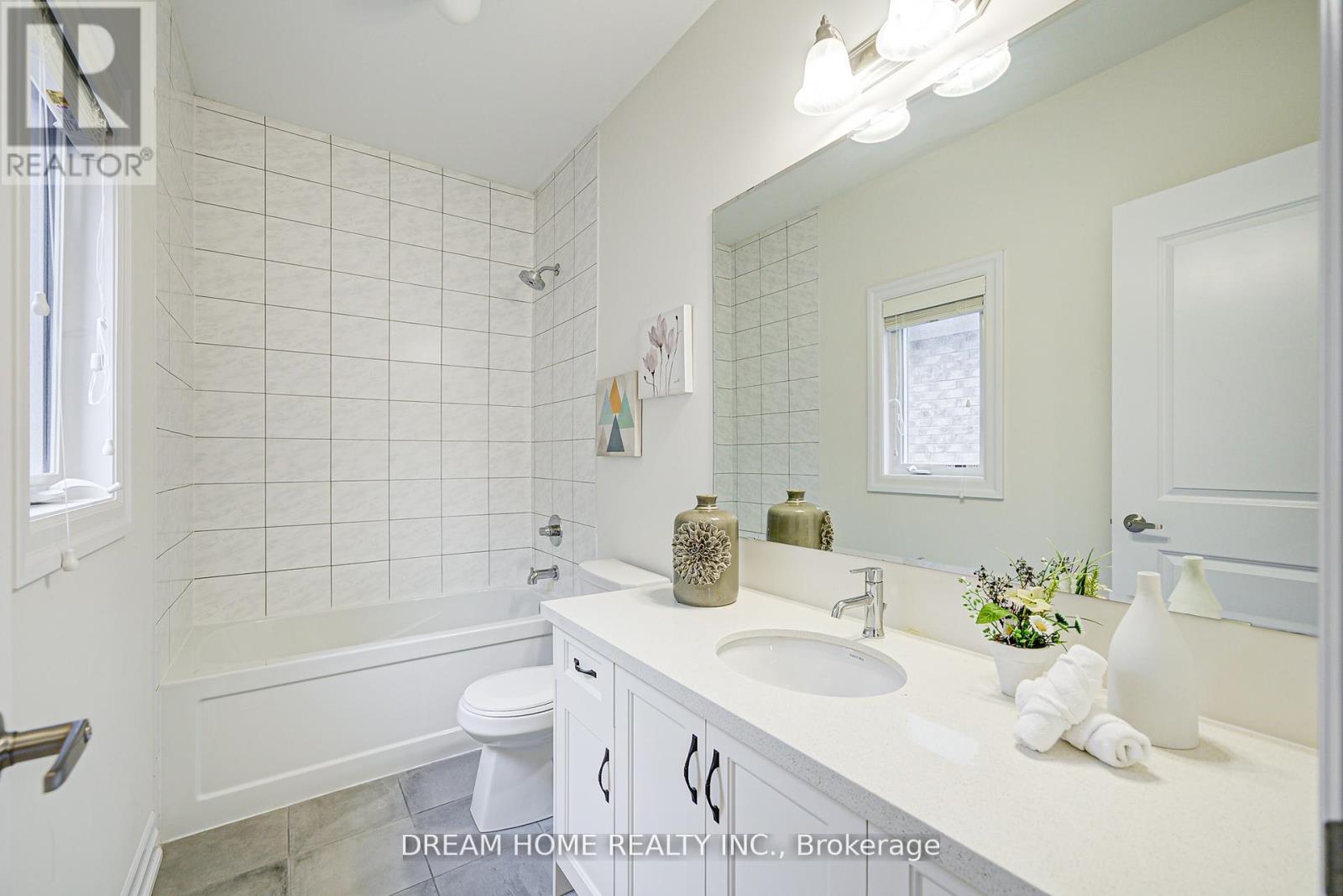 113 Betelho Circle, Aurora, Ontario  L4G 3X5 - Photo 28 - N12540994