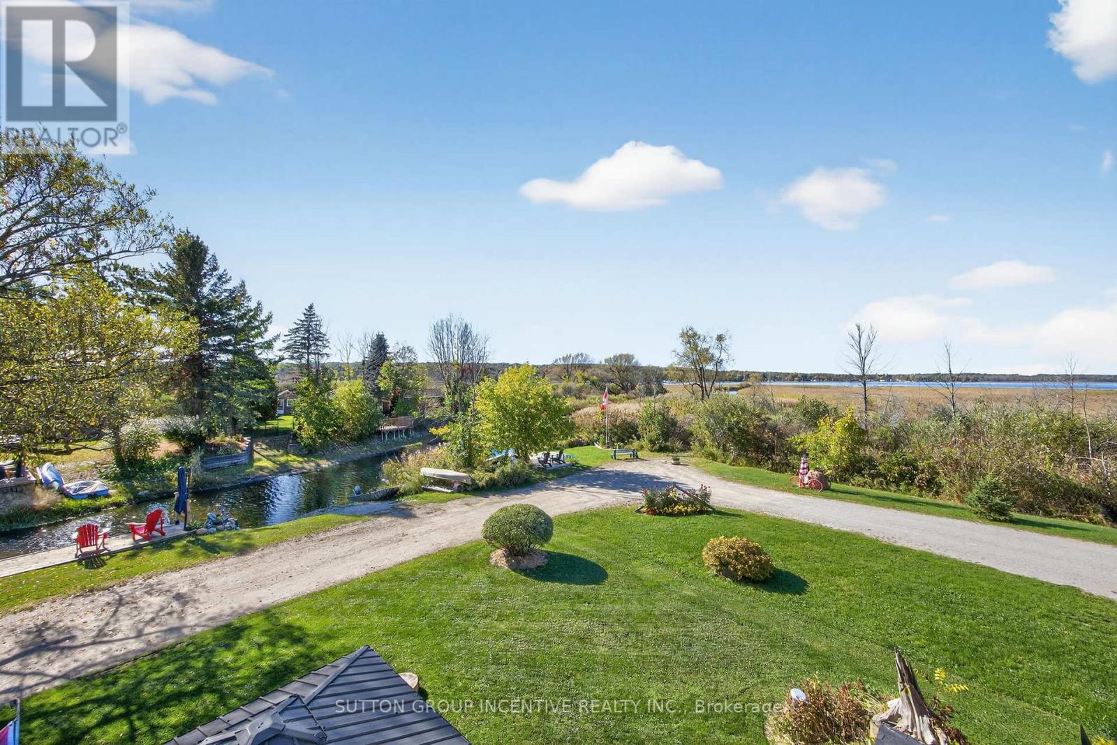 15 Playfair Drive, Tay, Ontario  L0K 2C0 - Photo 16 - S12540946