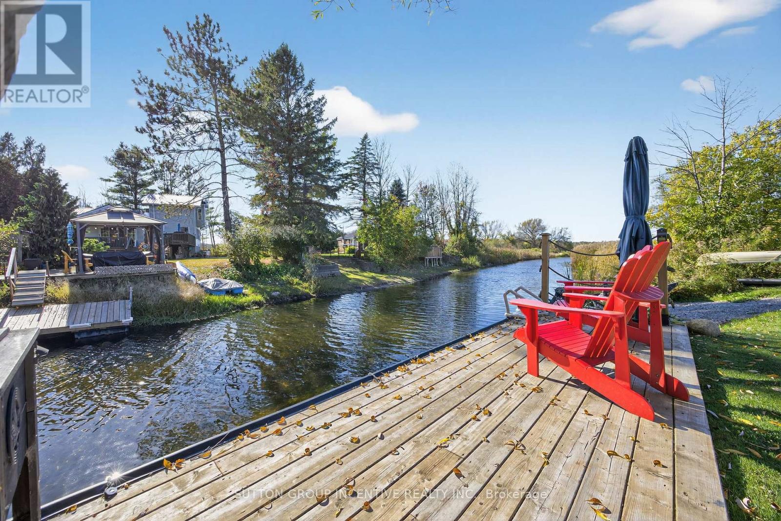 15 Playfair Drive, Tay, Ontario  L0K 2C0 - Photo 4 - S12540946