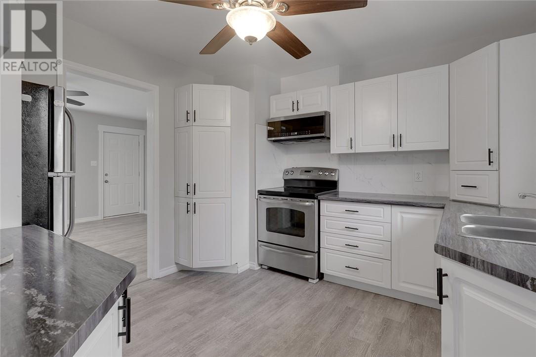 38 Sunderland Road, Garson, Ontario P3L 1M8 - Photo 14 - 2125604