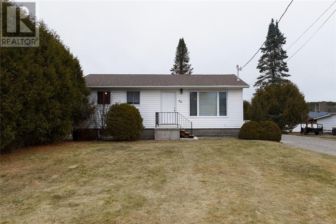 38 Sunderland Road, Garson, Ontario P3L 1M8 - Photo 29 - 2125604