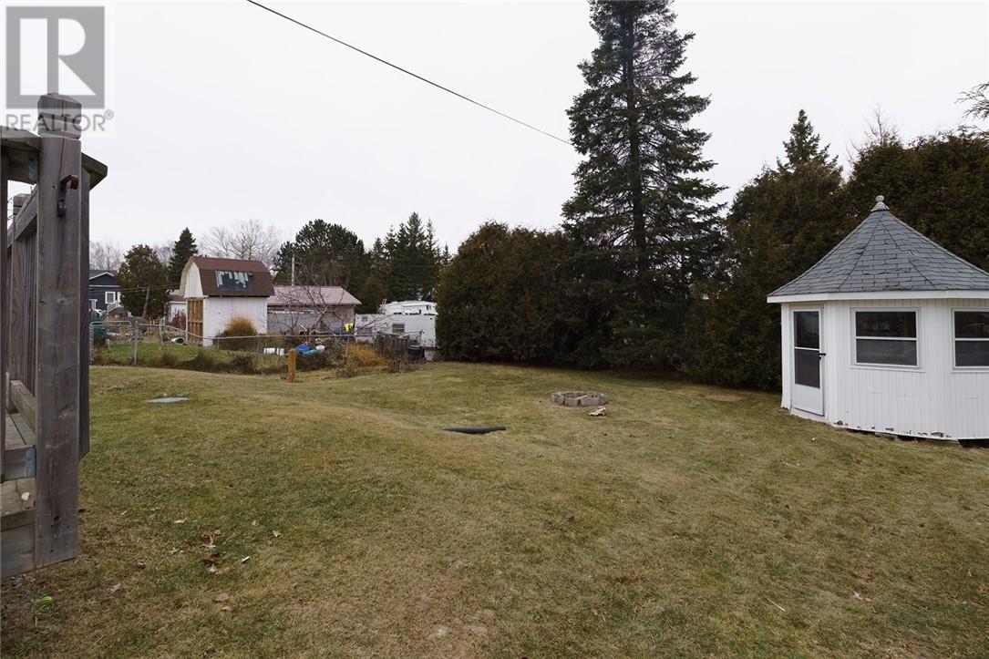 38 Sunderland Road, Garson, Ontario P3L 1M8 - Photo 8 - 2125604