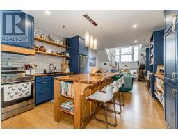 204 151 Ritchie Street