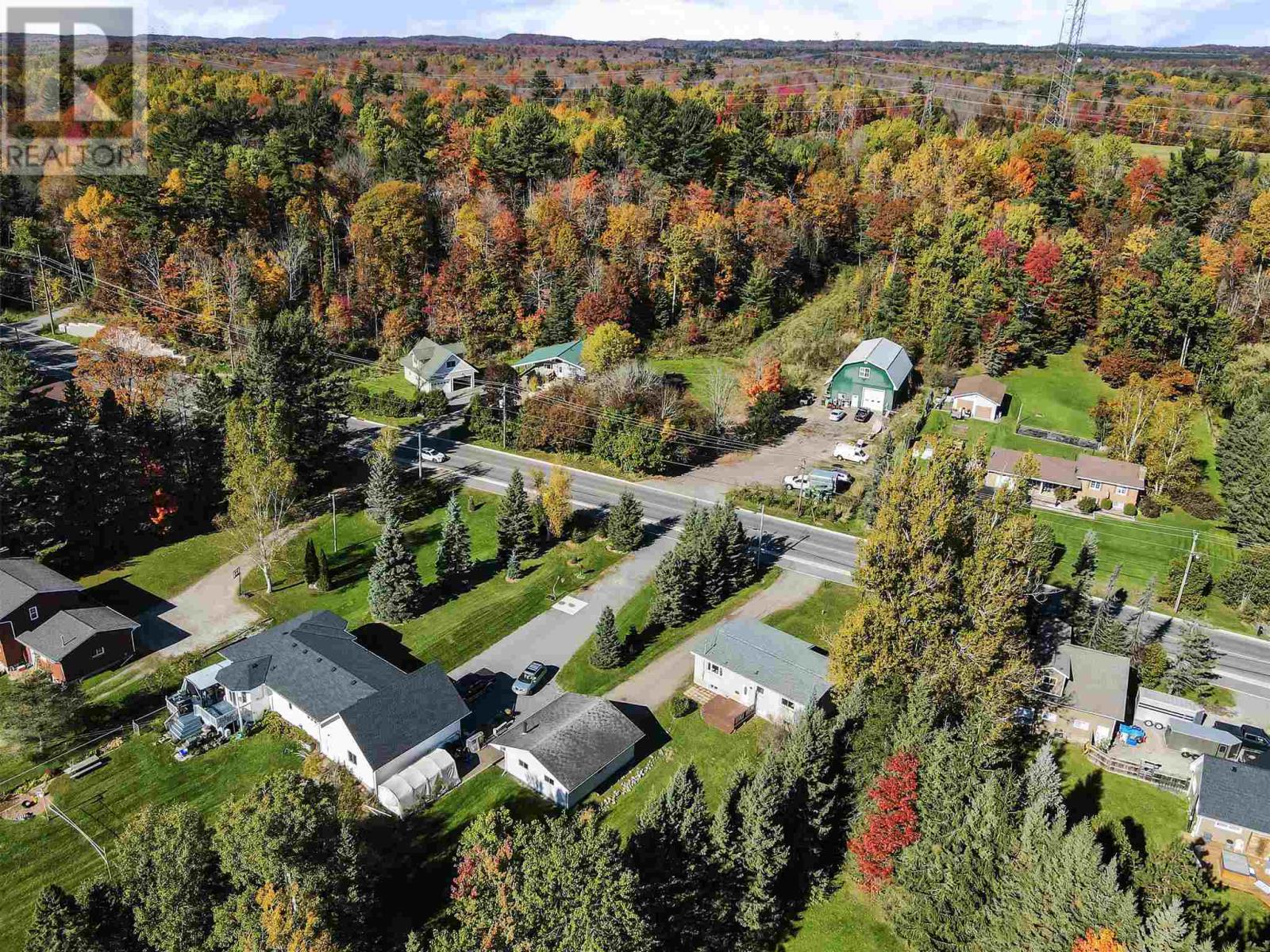 1171 Third Lin, Sault Ste. Marie, Ontario P6A 6J8 - Photo 39 - SM253258