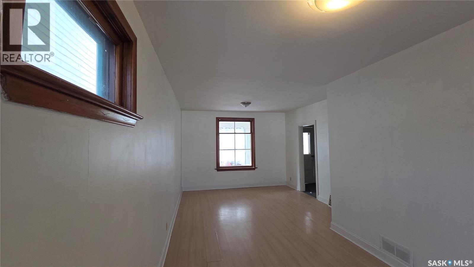 2143 Cameron Street, Regina, Saskatchewan  S4T 2V7 - Photo 7 - SK021155