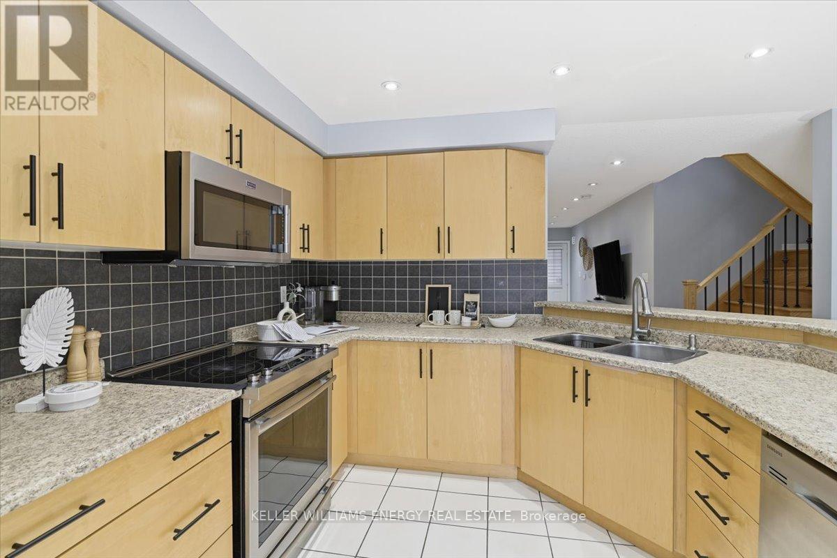 52 Elliottglen Drive, Ajax, Ontario L1Z 0H2 - Photo 14 - E12541092