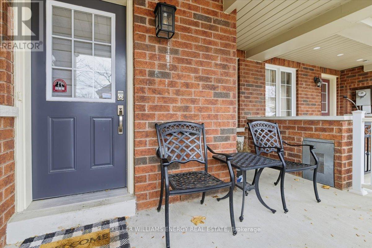 52 Elliottglen Drive, Ajax, Ontario L1Z 0H2 - Photo 5 - E12541092