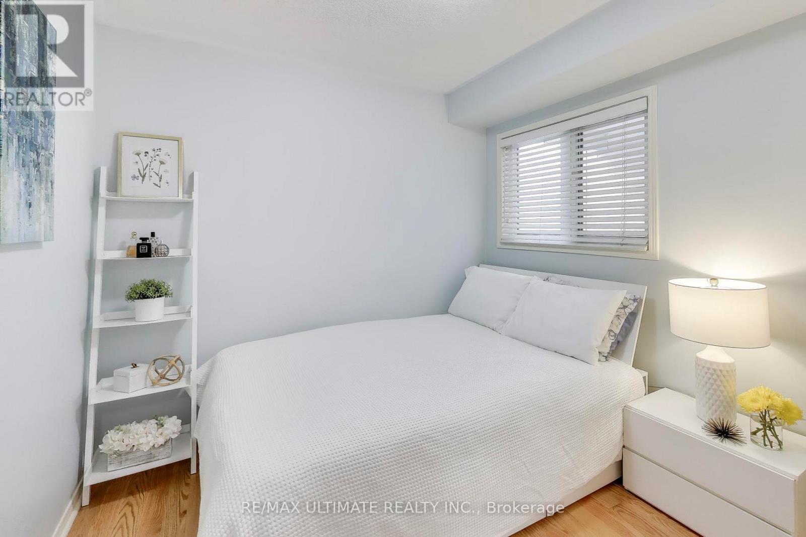 8 Odoardo Disanto Circle, Toronto, Ontario  M3L 0E7 - Photo 21 - W12540764