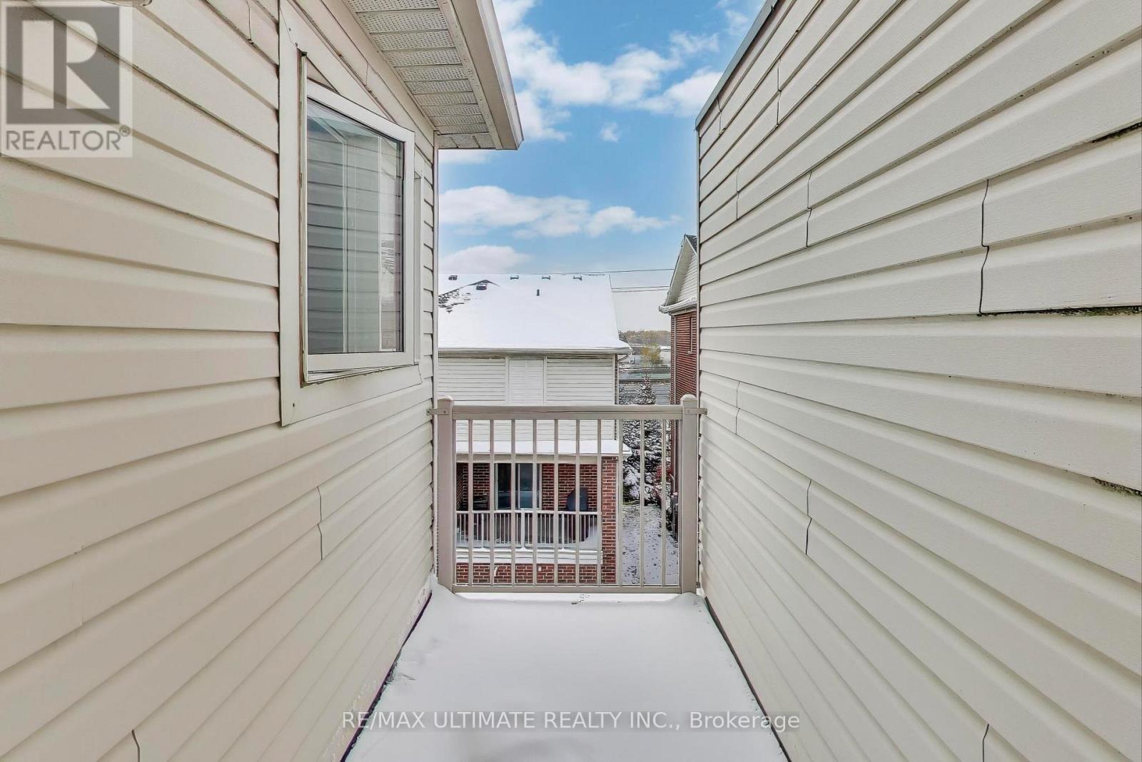 8 Odoardo Disanto Circle, Toronto, Ontario  M3L 0E7 - Photo 26 - W12540764