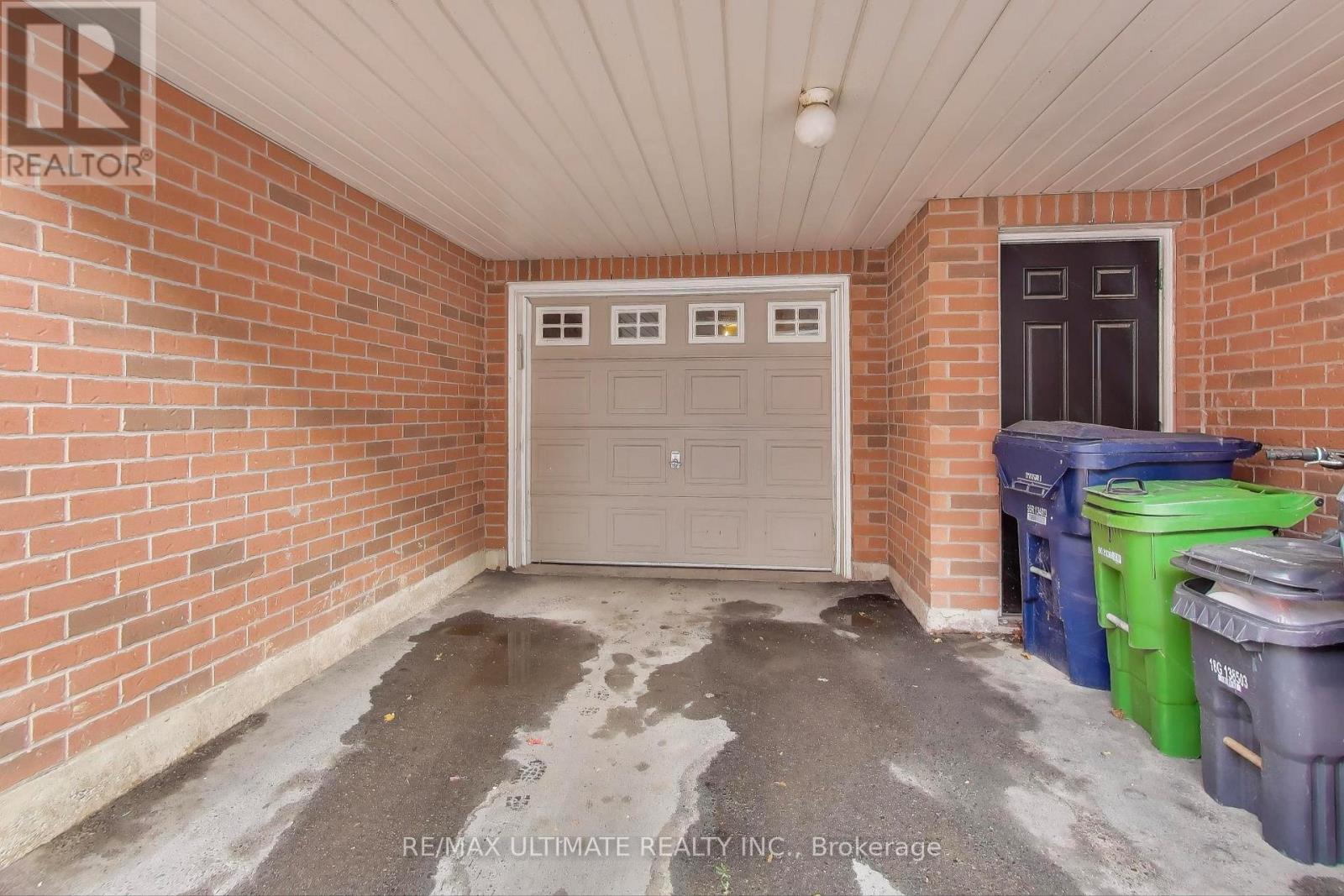 8 Odoardo Disanto Circle, Toronto, Ontario  M3L 0E7 - Photo 28 - W12540764