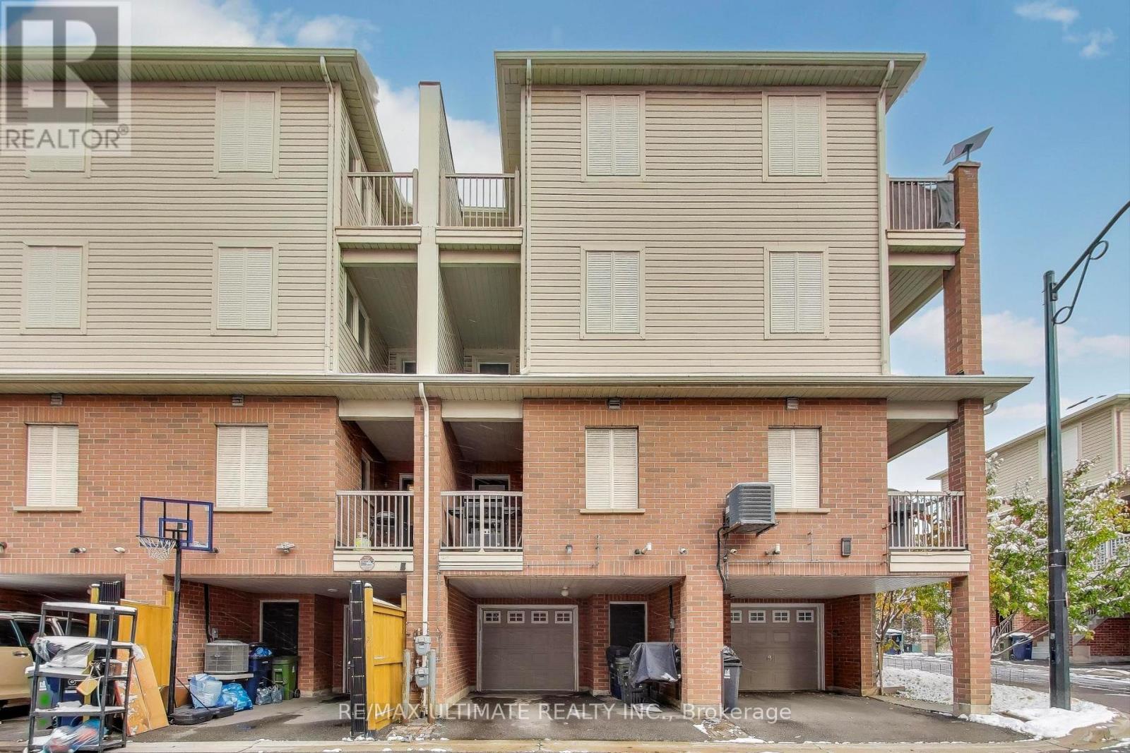 8 Odoardo Disanto Circle, Toronto, Ontario  M3L 0E7 - Photo 29 - W12540764