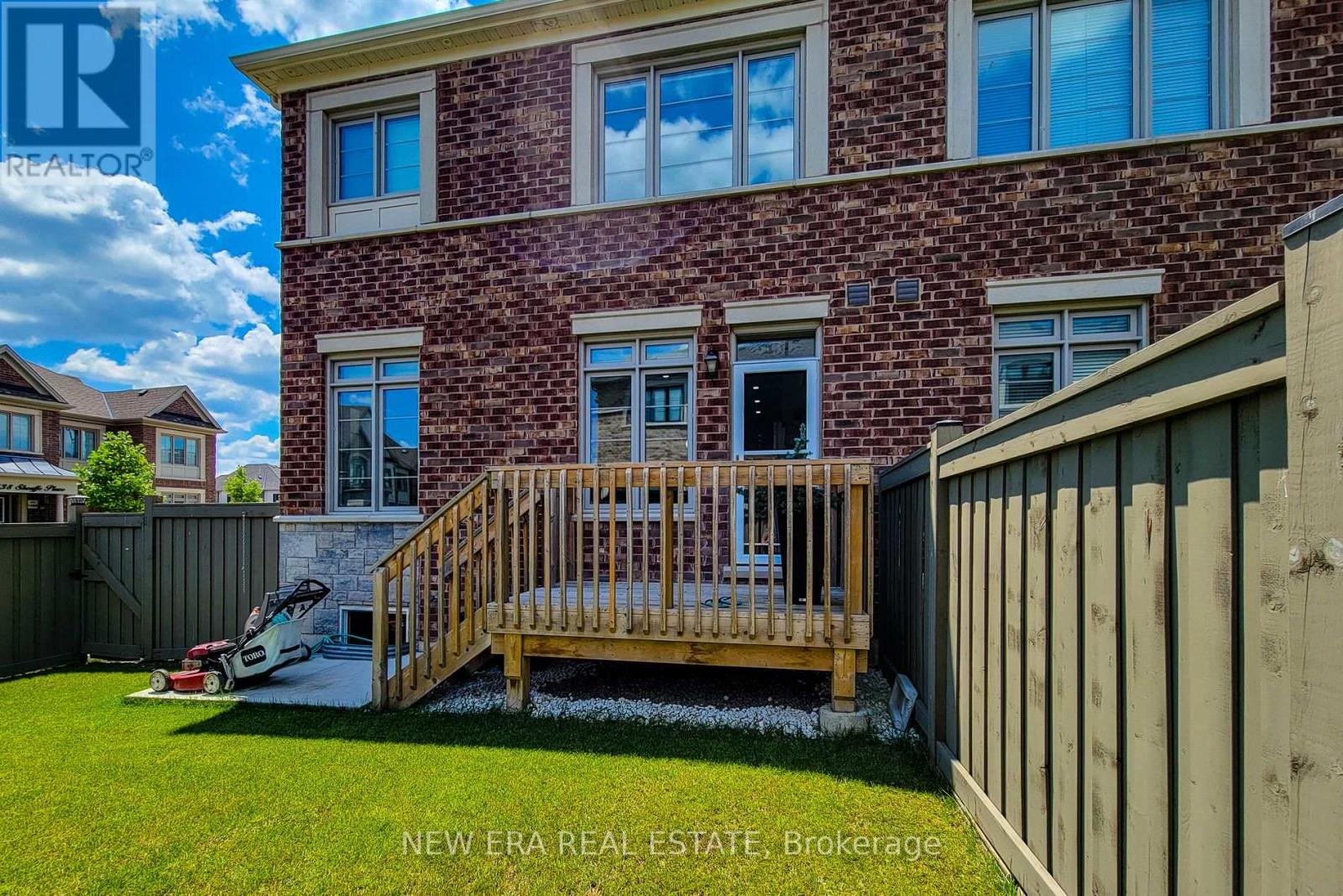 1155 Hamman Way, Milton, Ontario  L9B 1K2 - Photo 7 - W12540810
