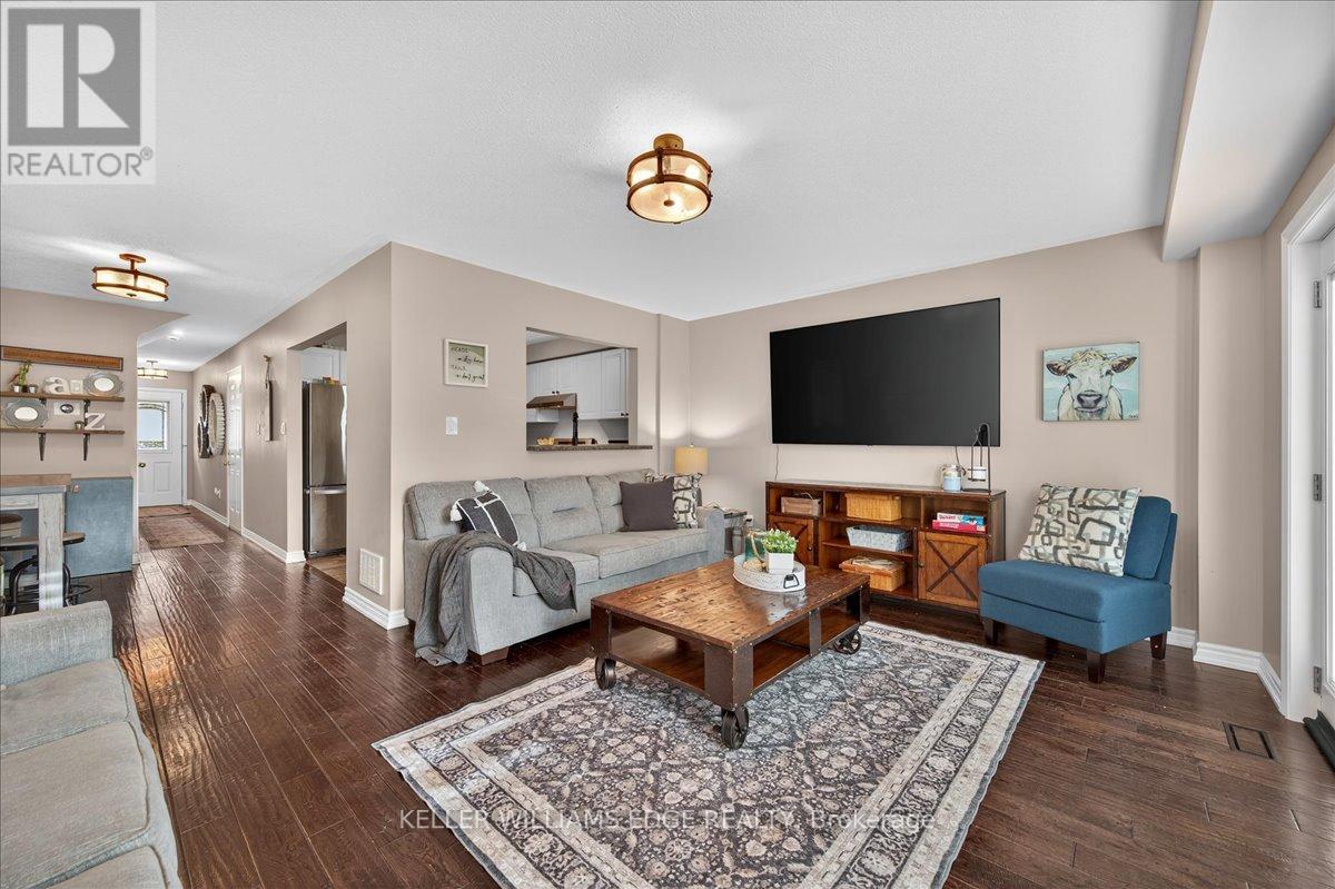 616 Iris Court, Burlington, Ontario  L7L 7A1 - Photo 16 - W12540842