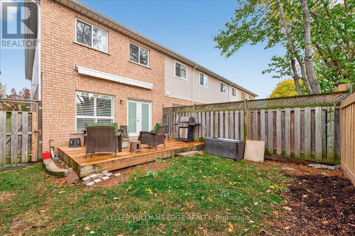 616 Iris Court, Burlington, Ontario  L7L 7A1 - Photo 27 - W12540842