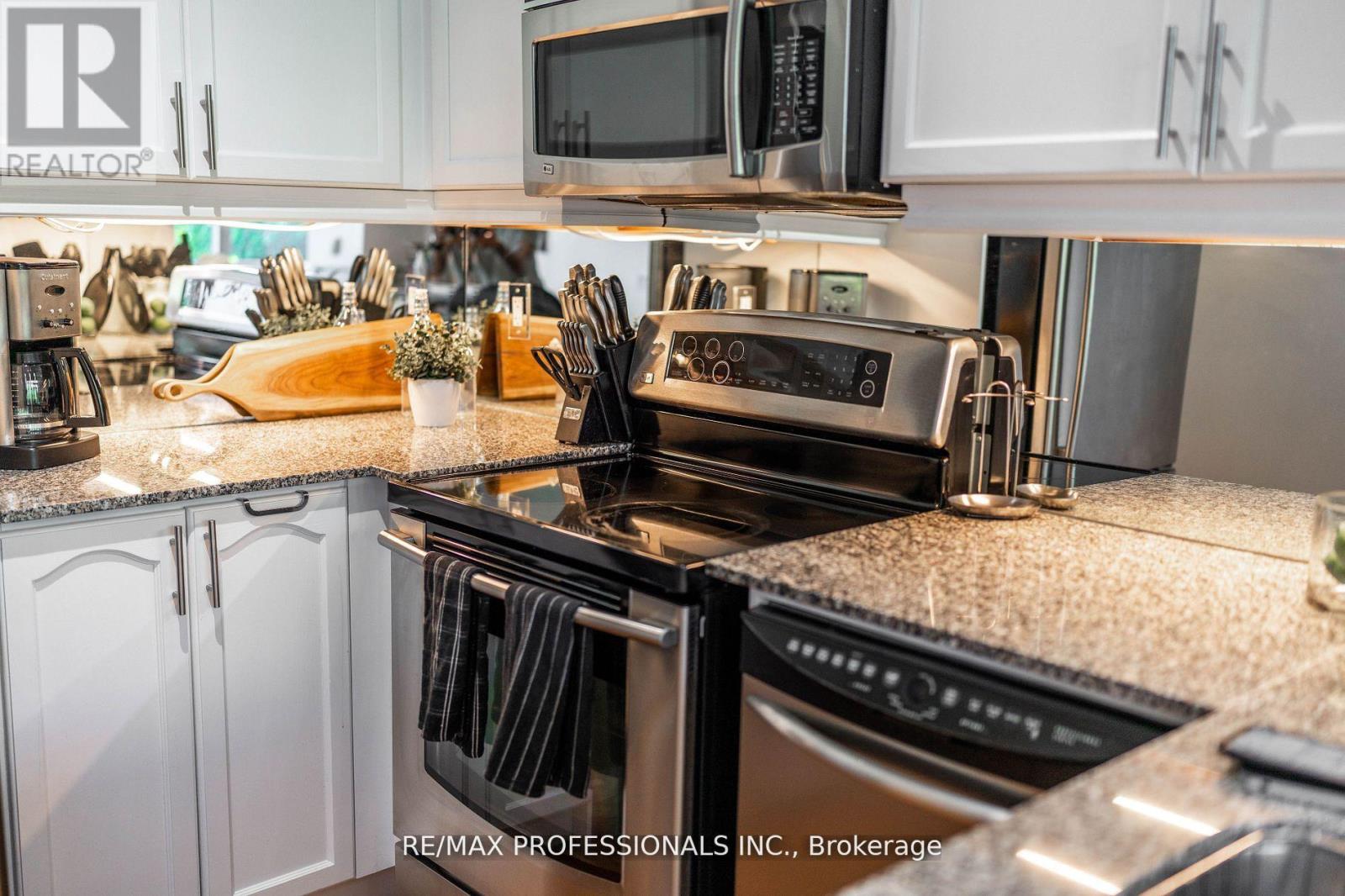 203 - 58 Marine Parade Drive, Toronto, Ontario  M8V 4G1 - Photo 14 - W12540870