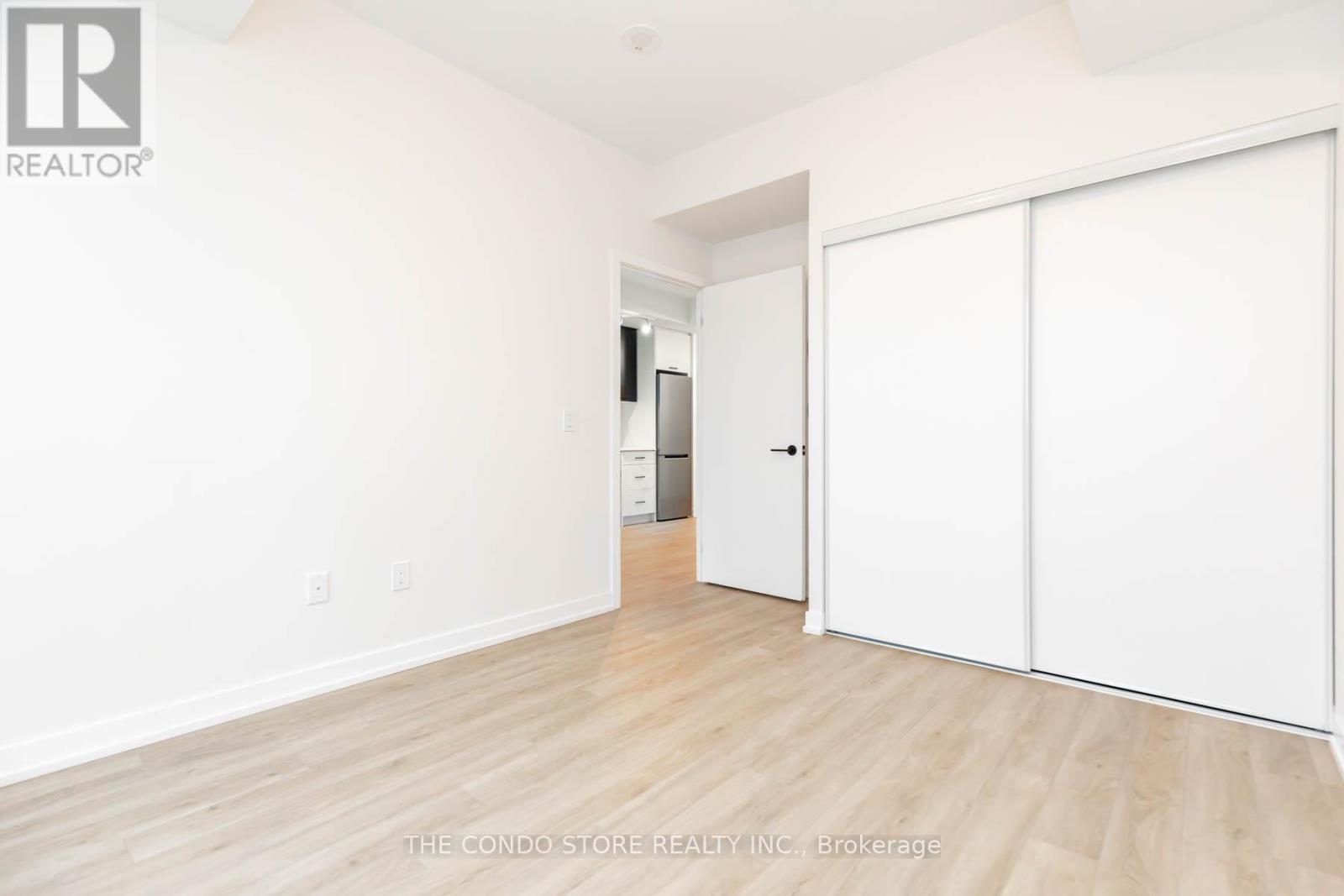 524 - 2300 St. Clair Avenue W, Toronto, Ontario  M6N 1K8 - Photo 21 - W12540878