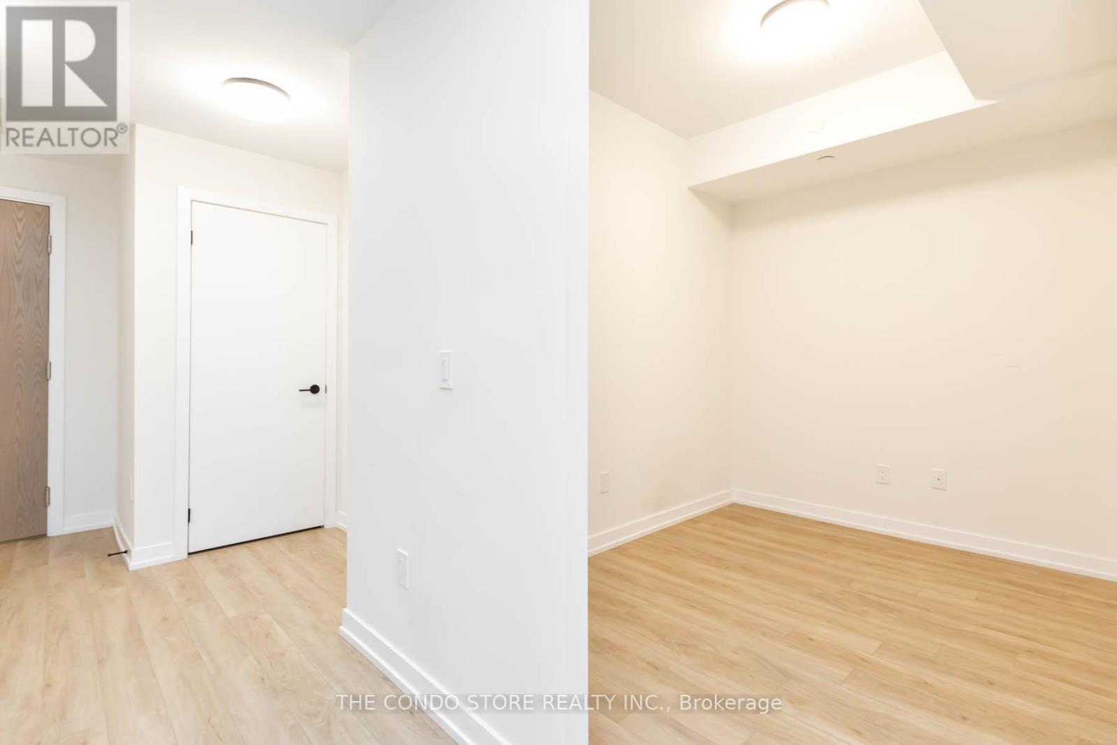 524 - 2300 St. Clair Avenue W, Toronto, Ontario  M6N 1K8 - Photo 22 - W12540878