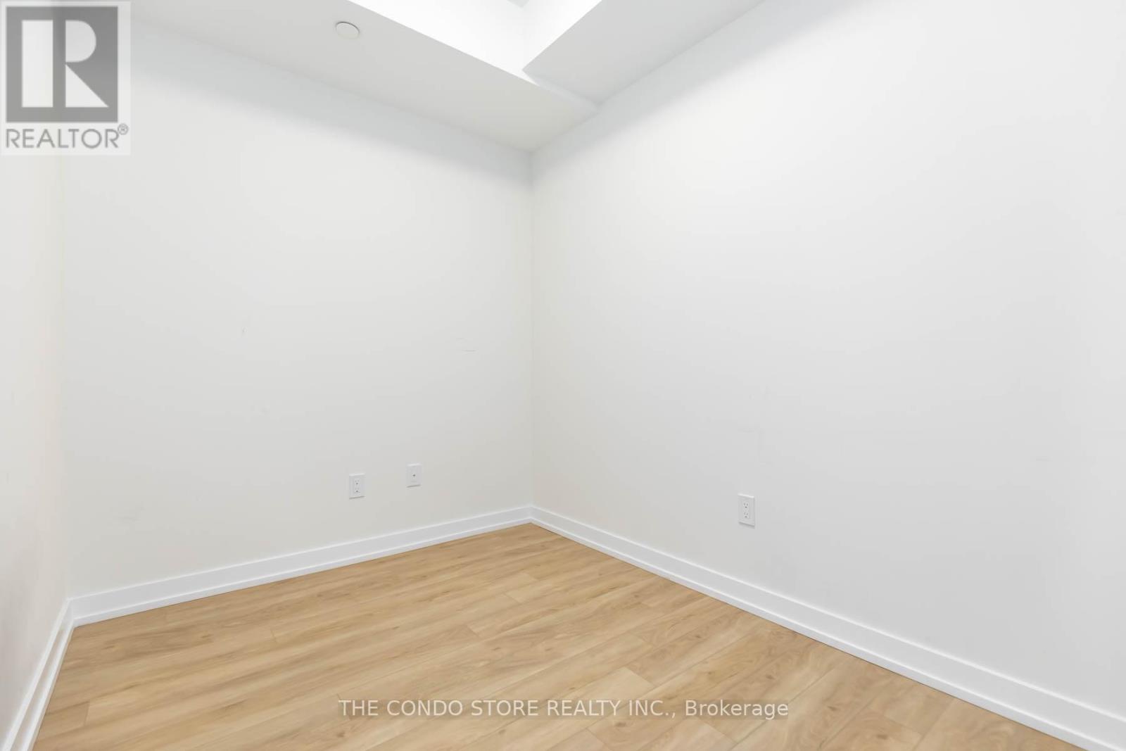 524 - 2300 St. Clair Avenue W, Toronto, Ontario  M6N 1K8 - Photo 25 - W12540878