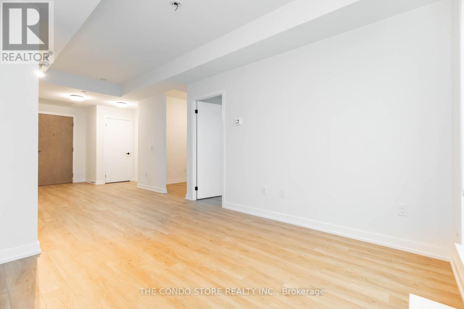 524 - 2300 St. Clair Avenue W, Toronto, Ontario  M6N 1K8 - Photo 7 - W12540878