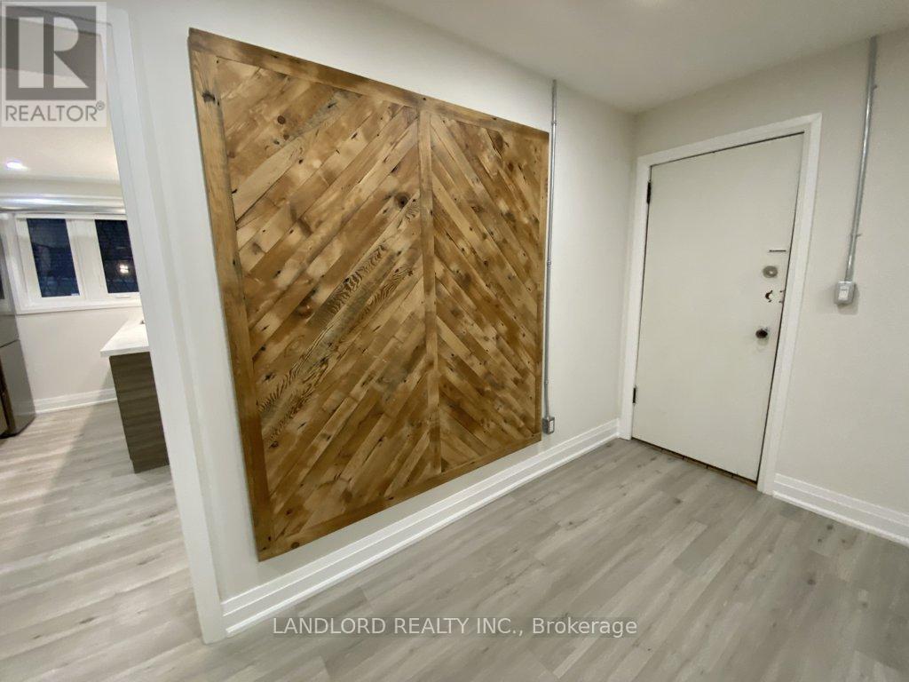 1 - 2520 Bloor Street W, Toronto, Ontario  M6S 1R8 - Photo 11 - W12540914