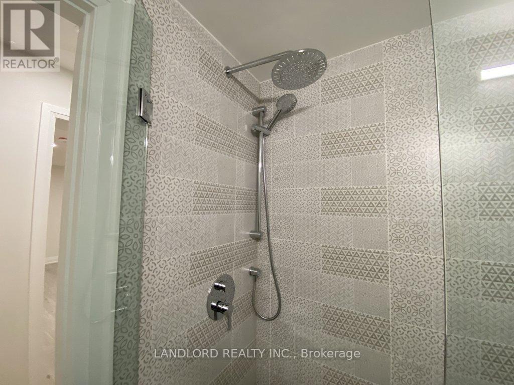 1 - 2520 Bloor Street W, Toronto, Ontario  M6S 1R8 - Photo 19 - W12540914