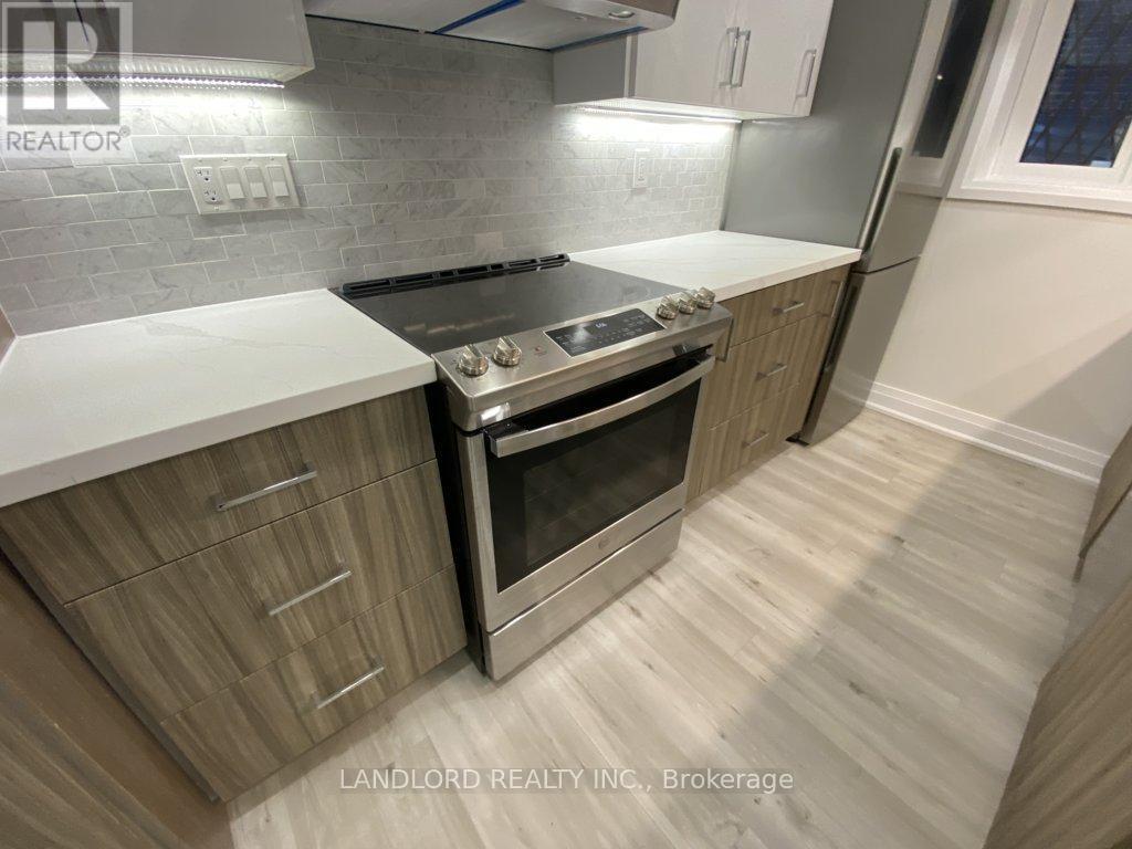 1 - 2520 Bloor Street W, Toronto, Ontario  M6S 1R8 - Photo 4 - W12540914