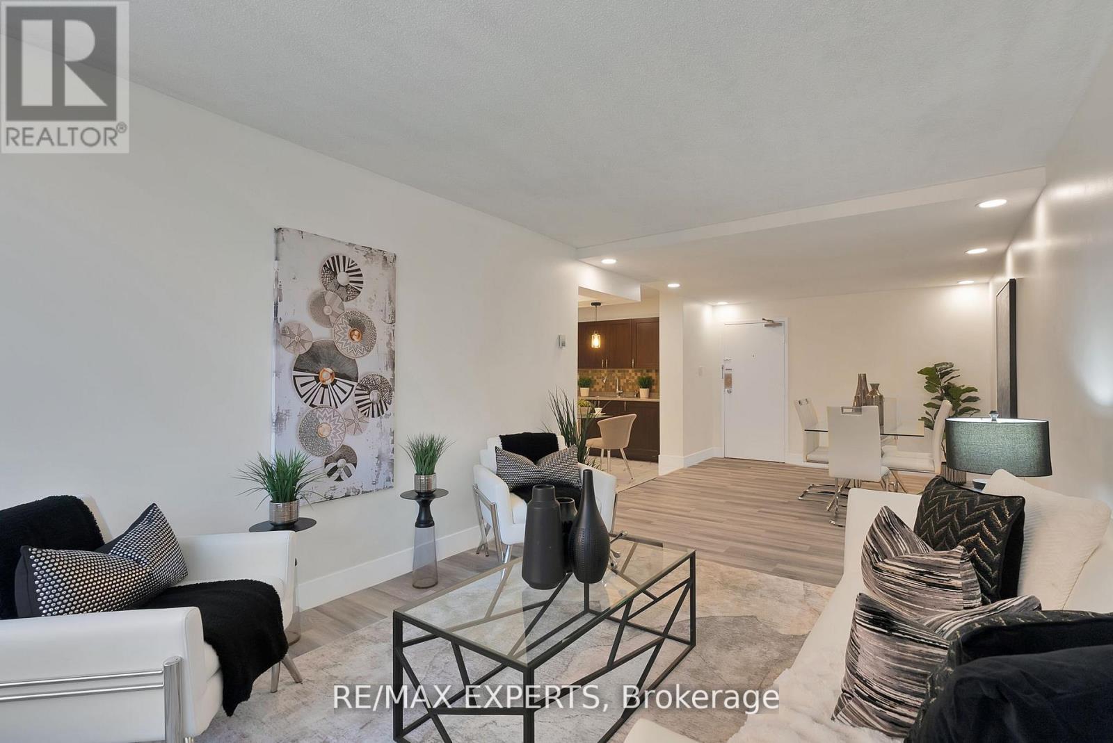 1013 - 390 Dixon Road, Toronto, Ontario  M9R 1T4 - Photo 16 - W12540934