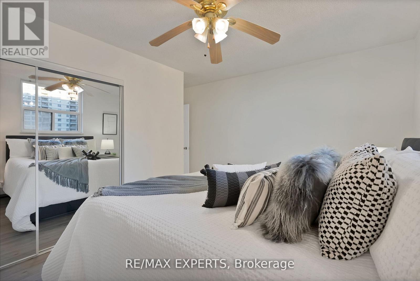 1013 - 390 Dixon Road, Toronto, Ontario  M9R 1T4 - Photo 26 - W12540934