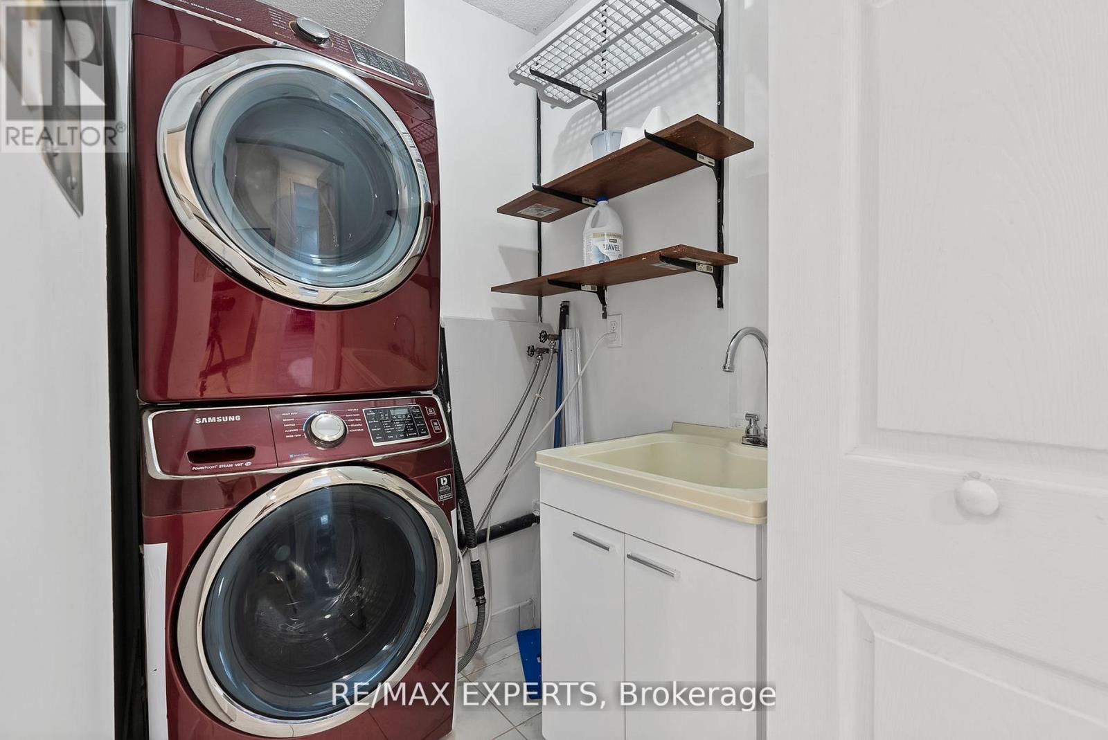 1013 - 390 Dixon Road, Toronto, Ontario  M9R 1T4 - Photo 33 - W12540934