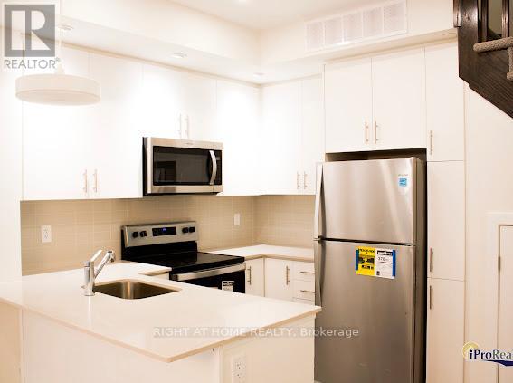 30 - 3550 Colonial Drive, Mississauga, Ontario  L5L 0C1 - Photo 6 - W12540952