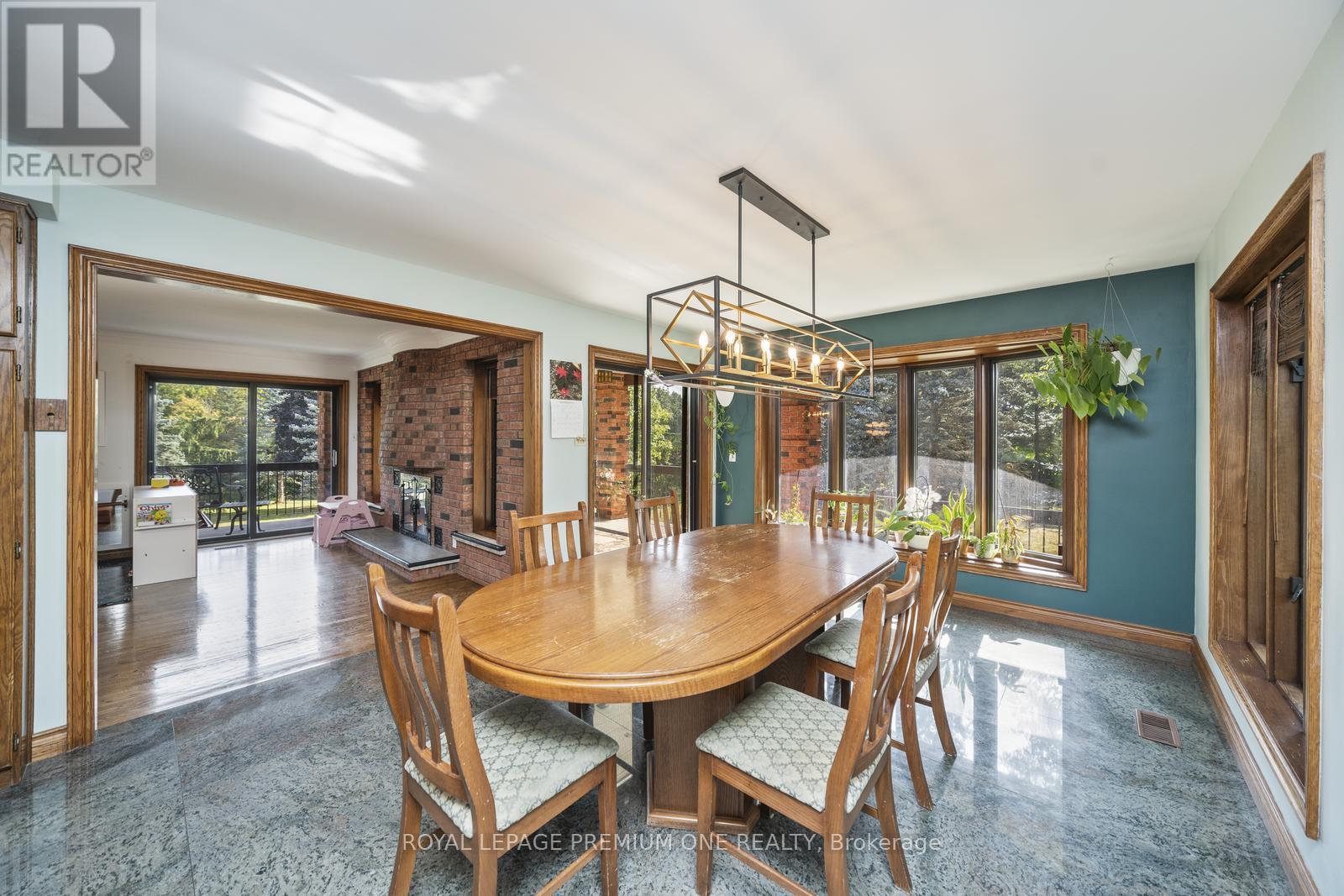 8 Beamish Court, Brampton, Ontario  L6P 0X8 - Photo 16 - W12540976